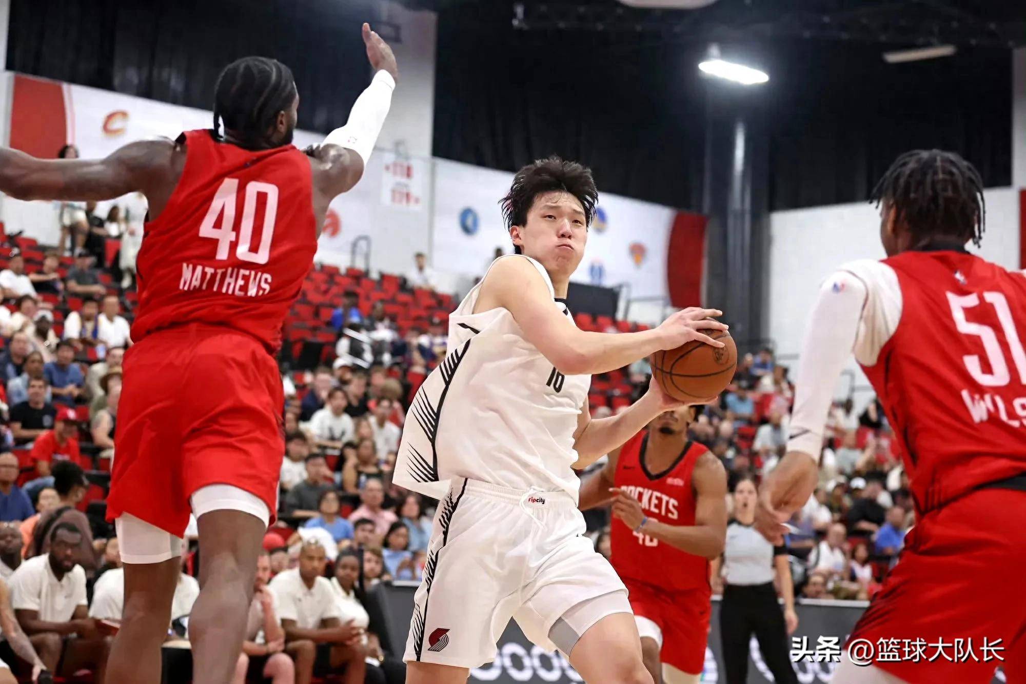 潜力方面卓, 的首发阵容, 周琦因伤缺