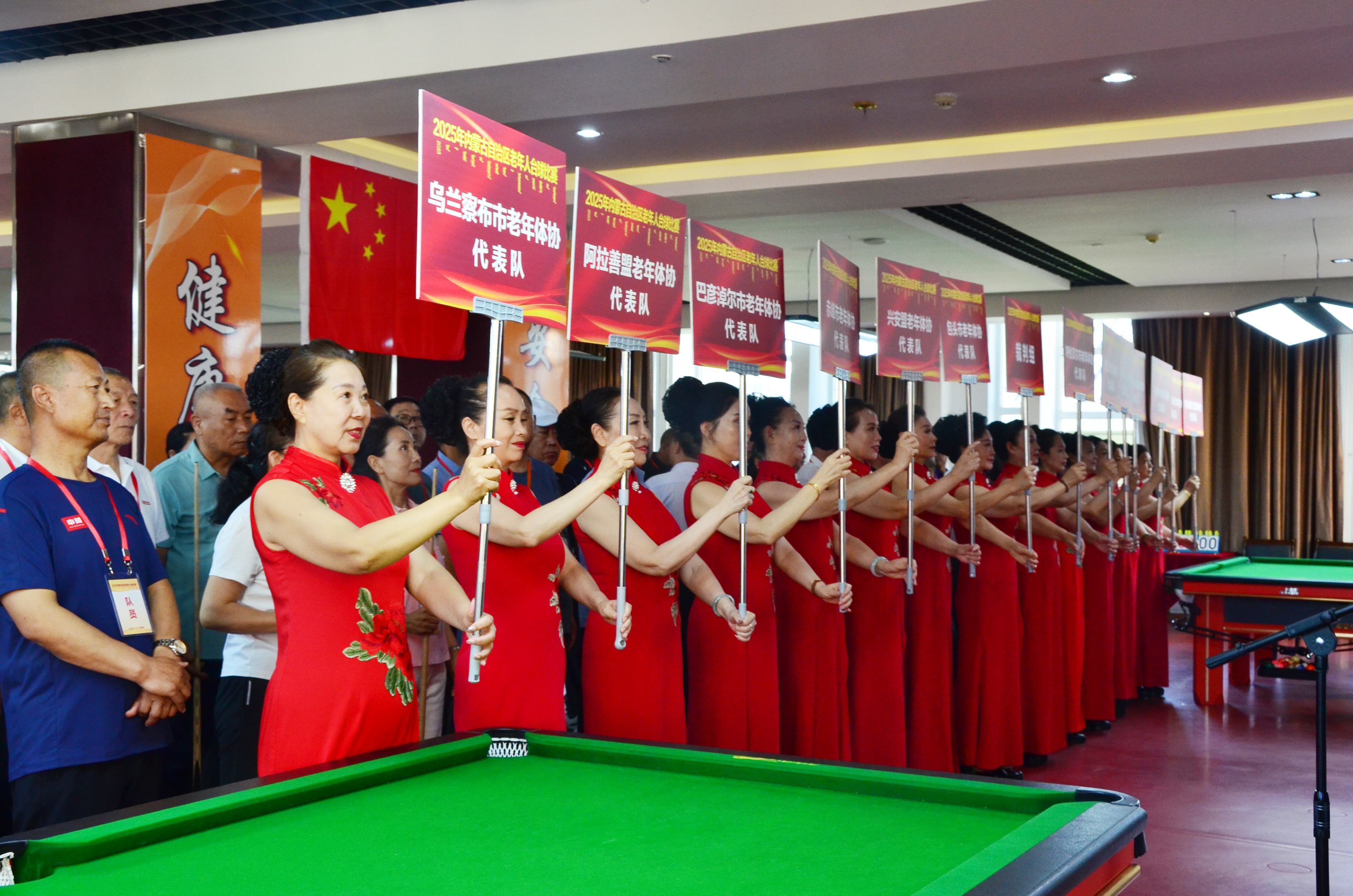 围观的人群 围观的人群