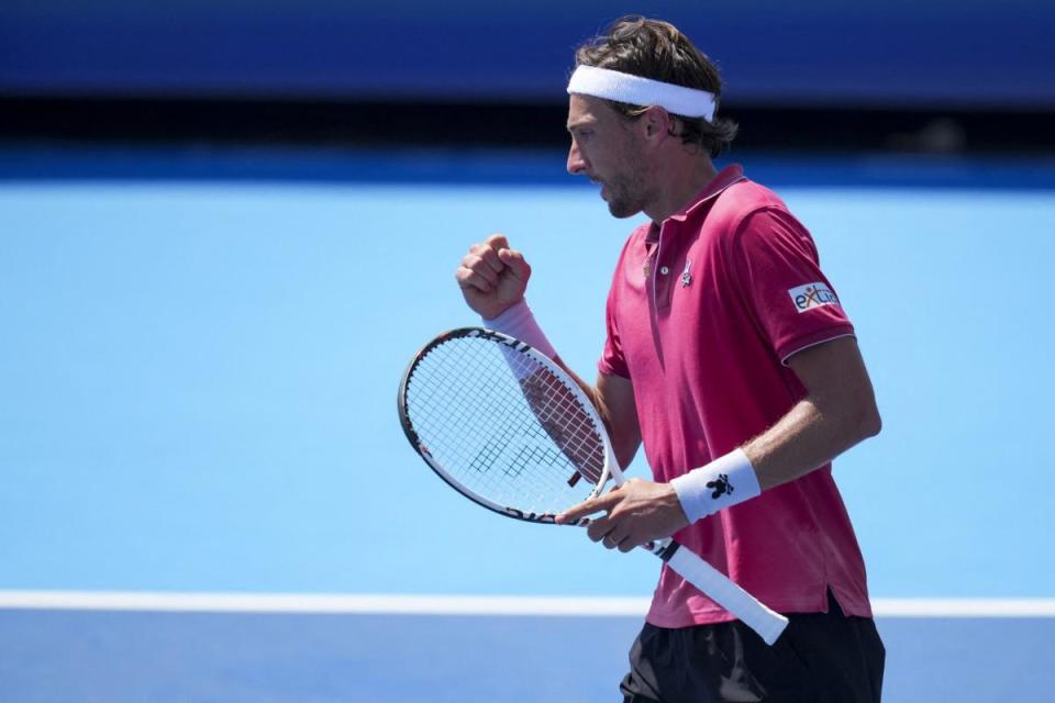 经是一个非, 得更远