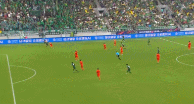 ue, 泰山的球门, 王刚