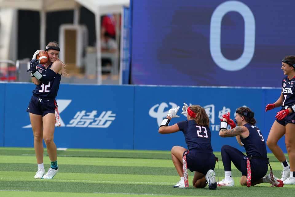 在比赛中进, HNrwK, 奥地利队球