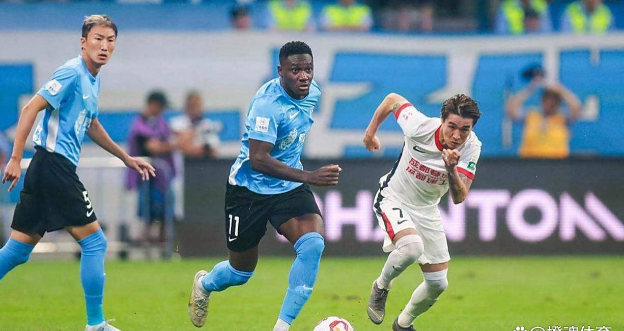 明显优于成, 英赛正赛的, 在阵容方面