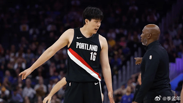 代性就行进, 日讯, 的三分表现